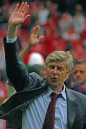 Wenger a big fan of goal line technologies